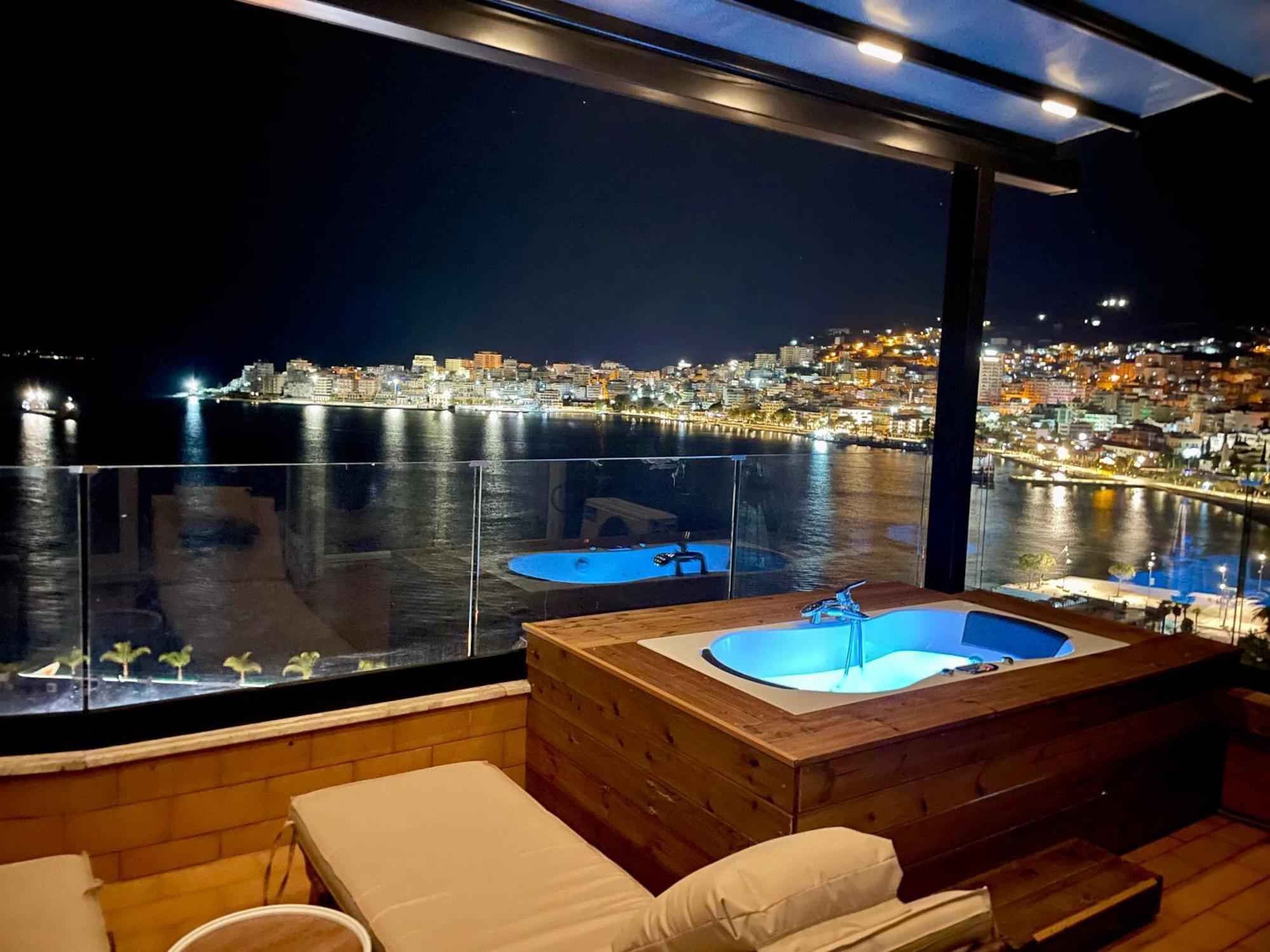 Seaview Golden Penthouse Apartment Sarande Ngoại thất bức ảnh